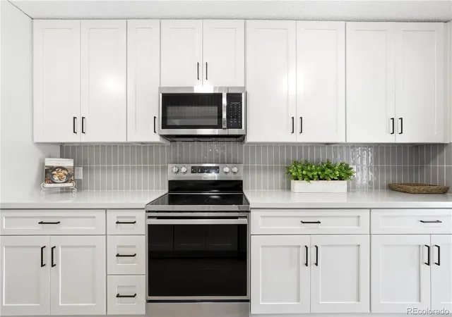 Photo 2 of Condo for sale at 7865 E Mississippi Ave #304, Denver, CO 80247 | MLS# 9154473 | Listing updated on 2026-09-22