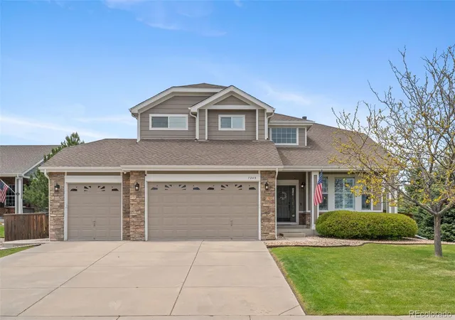 Photo 2 of Single family home for sale at 7245 Obsidian Ln, Castle Rock, CO 80108 | MLS# 4965243 | Listing updated on 2026-09-15