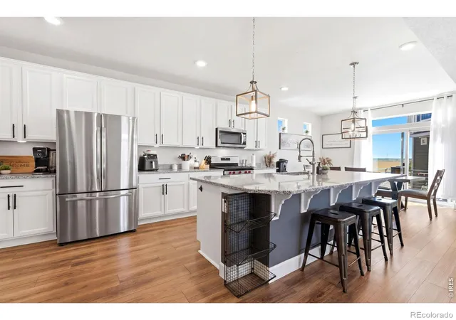 Photo 3 of Sale Pending at 10118 E Zeno St, Commerce City, CO 80022 | MLS# IR1060231 | Listing updated on 2026-09-11