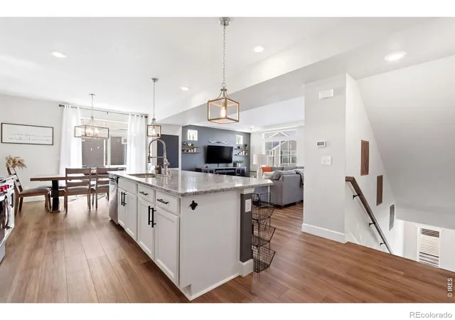 Photo 3 of Sale Pending at 10118 E Zeno St, Commerce City, CO 80022 | MLS# IR1060231 | Listing updated on 2026-09-11