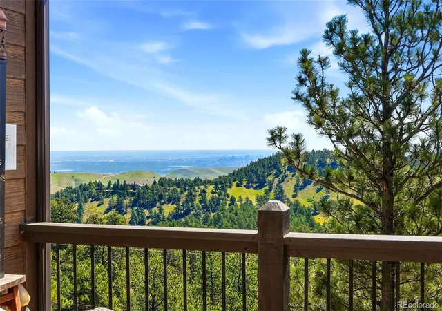 Photo 3 of Single family home for sale at 1520 S Lininger Dr, Golden, CO 80401 | MLS# 7479093 | Listing updated on 2026-09-30