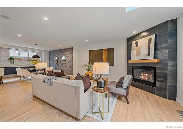 Photo 1 of Sale Pending at 467 Harrison St, Denver, CO 80206 | MLS# IR1060576 | Listing updated on 2026-09-14