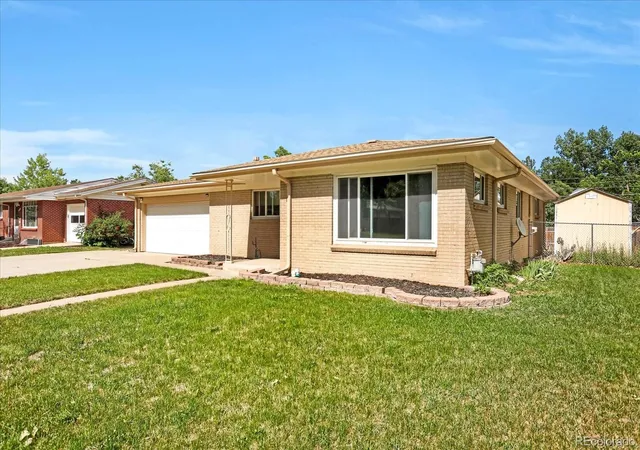 Photo 3 of Single family home for sale at 5448 S Julian St, Littleton, CO 80123 | MLS# 8918819 | Listing updated on 2026-10-08