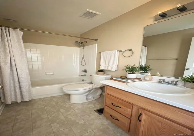 Photo 3 of Sale Pending at 1208 Crenshaw St, Castle Rock, CO 80104 | MLS# 5493021 | Listing updated on 2026-09-28
