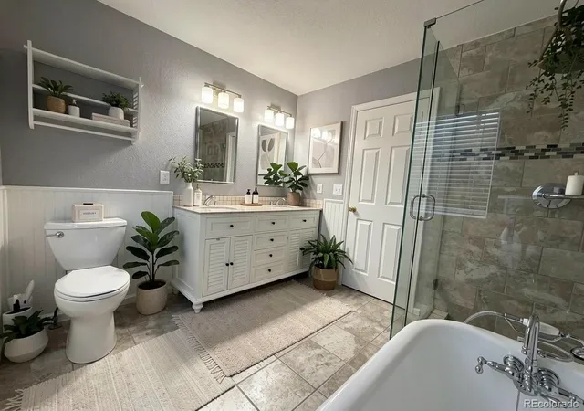 Photo 3 of Sale Pending at 1208 Crenshaw St, Castle Rock, CO 80104 | MLS# 5493021 | Listing updated on 2026-09-28