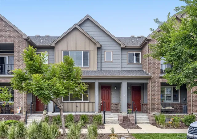 Photo 1 of Townhouse for sale at 508 E Dry Crk Pl, Littleton, CO 80122 | MLS# 7048758 | Listing updated on 2026-09-10