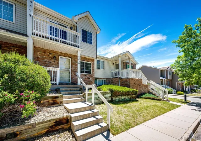 Photo 2 of Condo for sale at 4572 S Crystal Way #B, Aurora, CO 80015 | MLS# 9077343 | Listing updated on 2026-09-23