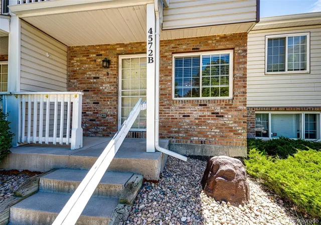 Photo 3 of Condo for sale at 4572 S Crystal Way #B, Aurora, CO 80015 | MLS# 9077343 | Listing updated on 2026-09-23