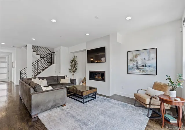 Photo 3 of Single family home for sale at 3121 W 26th Avenue, Denver, CO 80211 | MLS# 2911344 | Listing updated on 2026-09-26