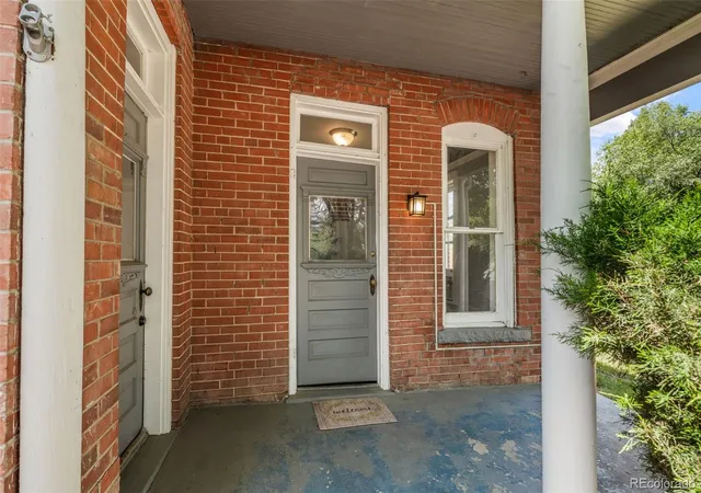 Photo 3 of Sale Pending at 2407 Howbert St, Colorado Springs, CO 80904 | MLS# 3637102 | Listing updated on 2026-10-07