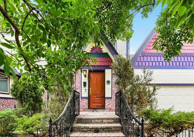 Photo 3 of Townhouse for sale at 88 W Irvington Pl, Denver, CO 80223 | MLS# 3986776 | Listing updated on 2026-09-26