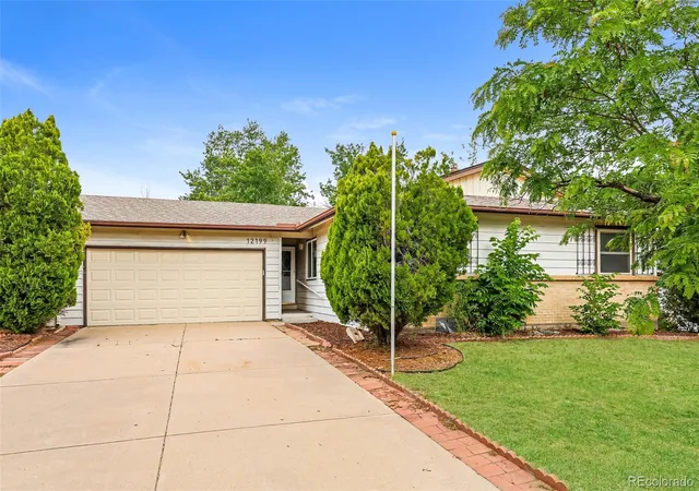 Photo 2 of Sale Pending at 12199 E Oregon Dr, Aurora, CO 80012 | MLS# 2981436 | Listing updated on 2026-09-23