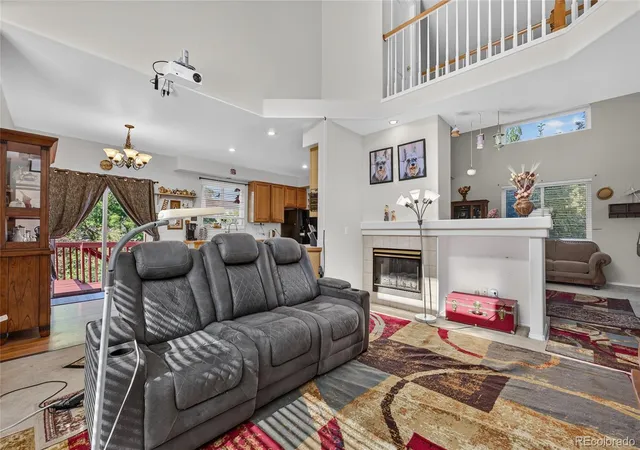 Photo 4 of Single family home for sale at 9770 Red Oakes Dr, Highlands Ranch, CO 80126 | MLS# 3459390 | Listing updated on 2026-10-08