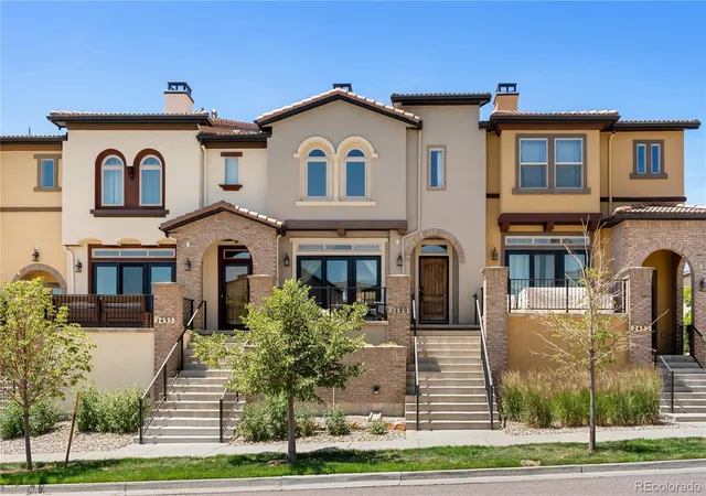 Townhouse for sale at 2489 S Orion St, Lakewood, CO 80228 | MLS# 9206002