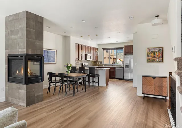 Photo 3 of Townhouse for sale at 2489 S Orion St, Lakewood, CO 80228 | MLS# 9206002 | Listing updated on 2026-09-13
