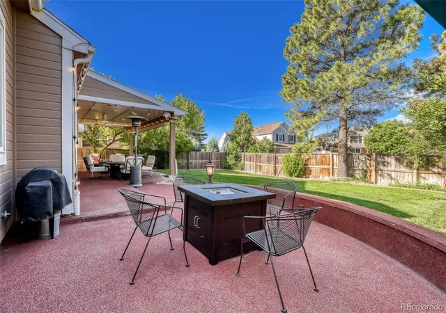 Photo 3 of Single family home for sale at 9061 Sunset Ridge Ct, Highlands Ranch, CO 80126 | MLS# 4358193 | Listing updated on 2026-09-24