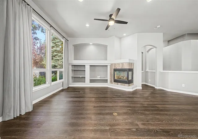 Photo 4 of Single family home for sale at 6243 S Blackhawk Ct, Centennial, CO 80111 | MLS# 4035615 | Listing updated on 2026-10-17