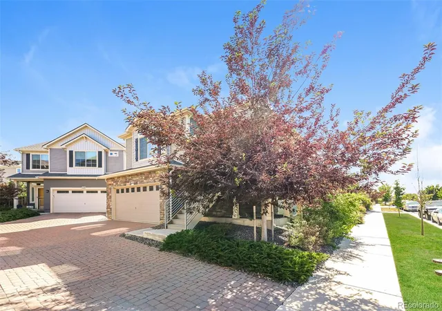 Photo 3 of Sale Pending at 26198 E Maple Dr, Aurora, CO 80018 | MLS# 7361359 | Listing updated on 2026-09-29