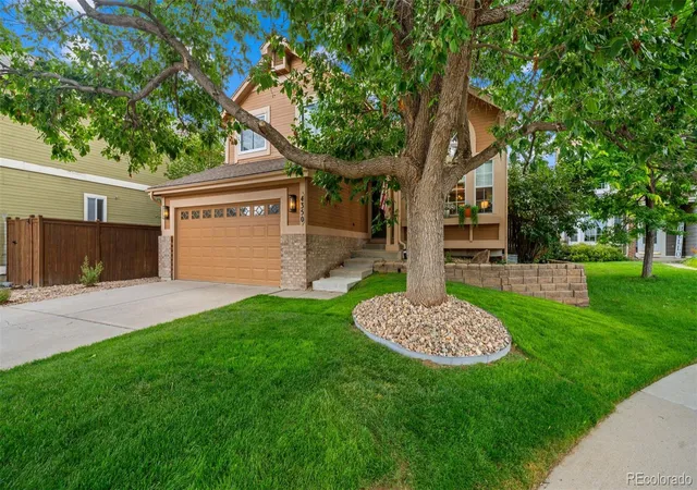 Photo 3 of Single family home for sale at 4350 Old Windmill Way, Castle Rock, CO 80109 | MLS# 4070023 | Listing updated on 2026-10-10