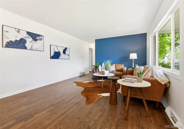 Photo 3 of Single family home for sale at 3323 W Monmouth Ave, Englewood, CO 80110 | MLS# 6127495 | Listing updated on 2026-10-08