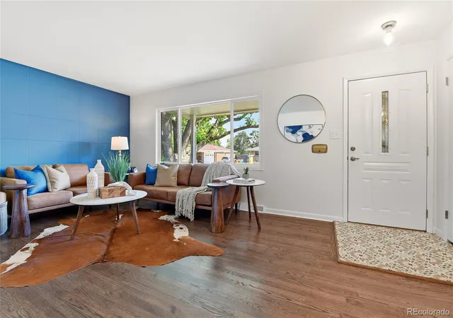 Photo 4 of Single family home for sale at 3323 W Monmouth Ave, Englewood, CO 80110 | MLS# 6127495 | Listing updated on 2026-10-08
