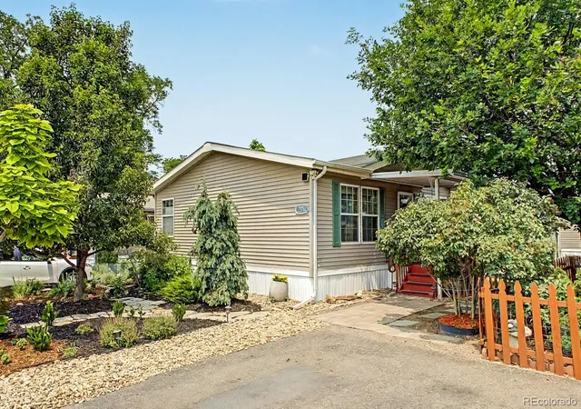 Photo 4 of Manufactured home for sale at 8201 S Santa Fe Dr, Littleton, CO 80120 | MLS# 2991274 | Listing updated on 2026-10-30
