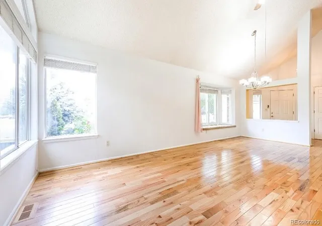 Photo 3 of Townhouse for sale at 5431 W Iliff Dr, Lakewood, CO 80227 | MLS# 1568443 | Listing updated on 2026-09-11