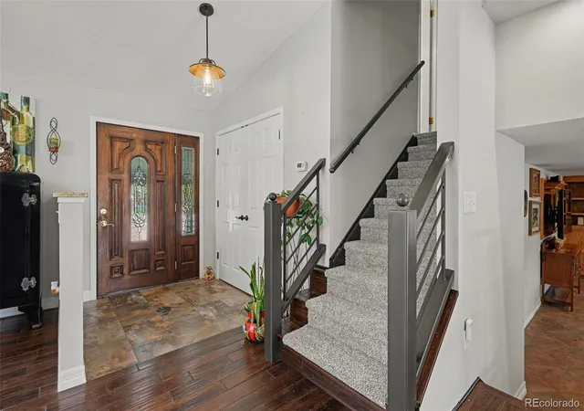Photo 4 of Single family home for sale at 8143 S Otis Ct, Littleton, CO 80128 | MLS# 5515930 | Listing updated on 2026-09-30