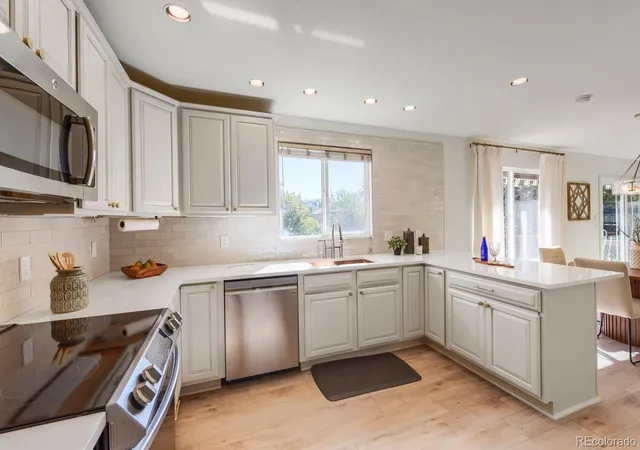 Photo 3 of Single family home for sale at 9304 Montrose Way, Highlands Ranch, CO 80126 | MLS# 5612575 | Listing updated on 2026-10-05