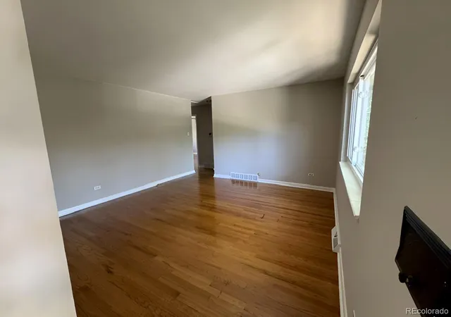 Photo 3 of Townhouse for sale at 5184 E Asbury Ave, Denver, CO 80222 | MLS# 9390536 | Listing updated on 2026-09-25