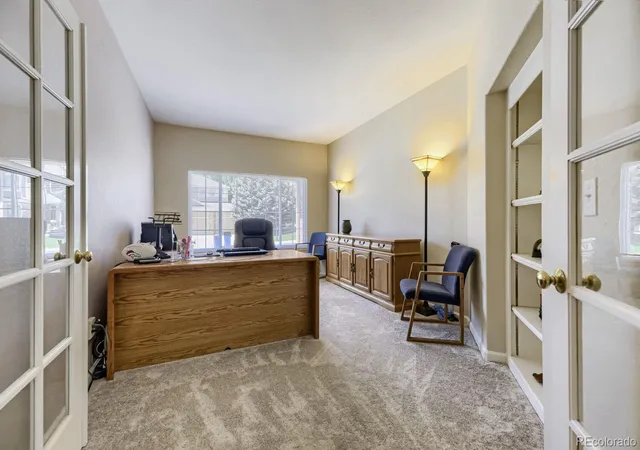 Photo 4 of Single family home for sale at 5860 S Espana St, Aurora, CO 80015 | MLS# 5836770 | Listing updated on 2026-09-24