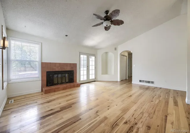 Photo 4 of Single family home for sale at 11866 Blacktail Mountain, Littleton, CO 80127 | MLS# 2741555 | Listing updated on 2026-10-07