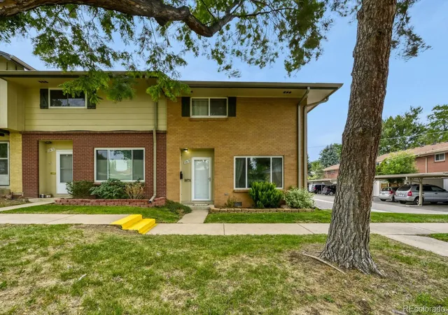 Townhouse for sale at 12670 W Virginia Ave, Lakewood, CO 80228 | MLS# 3138112