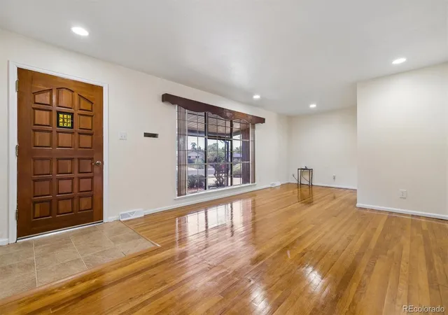 Photo 3 of Single family home for sale at 372 Lima St, Aurora, CO 80010 | MLS# 2640875 | Listing updated on 2026-10-09