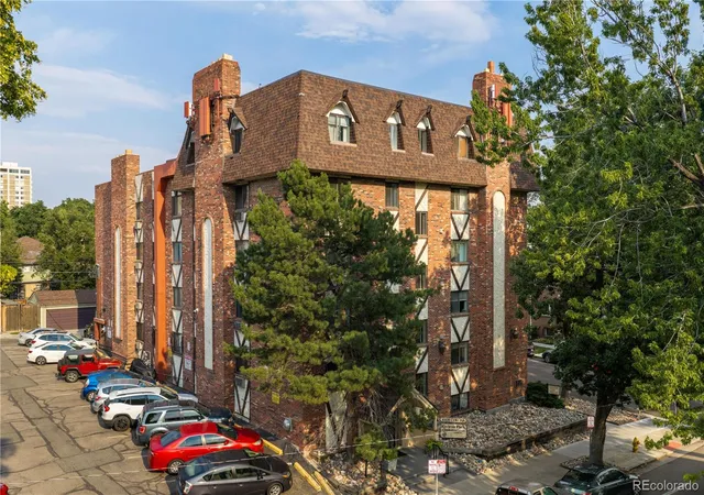 Photo 2 of Condo for sale at 1008 N Corona St #303, Denver, CO 80218 | MLS# 2387566 | Listing updated on 2026-10-06