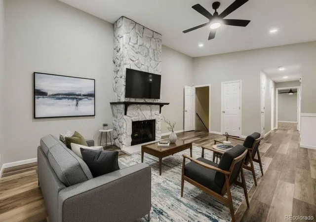 Photo 3 of Townhouse for sale at 7136 W Portland Ave, Littleton, CO 80128 | MLS# 4566867 | Listing updated on 2026-10-01