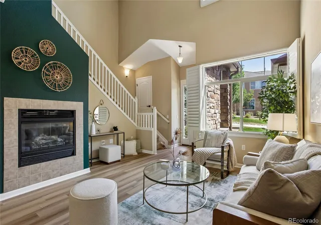 Listing Photo 4 - Condo for sale in building located at 8516 Gold Peak Dr, Highlands Ranch, CO 80130 - Unit #B