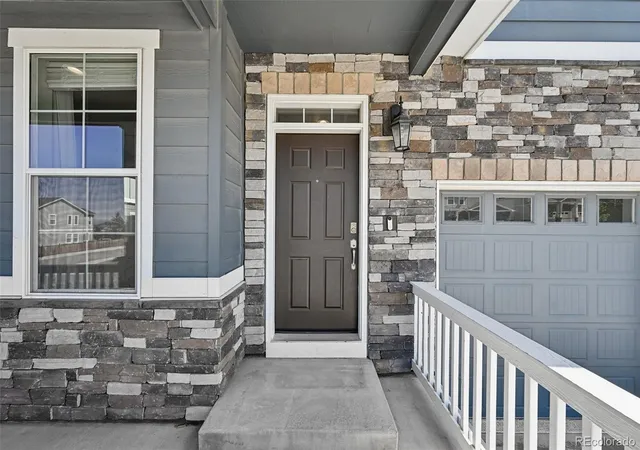 Photo 3 of Single family home for sale at 1483 Wingfeather Ln, Castle Rock, CO 80108 | MLS# 2279455 | Listing updated on 2026-09-29