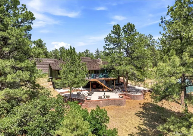 Photo 1 of Single family home for sale at 1125 Deerpath Rd, Franktown, CO 80116 | MLS# 2736872 | Listing updated on 2026-10-01