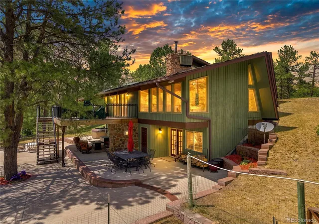 Photo 3 of Single family home for sale at 1125 Deerpath Rd, Franktown, CO 80116 | MLS# 2736872 | Listing updated on 2026-10-01