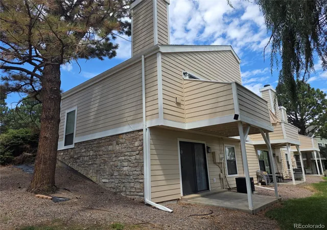 Photo 3 of Townhouse for sale at 4184 S Richfield Way, Aurora, CO 80013 | MLS# 6126560 | Listing updated on 2026-10-03