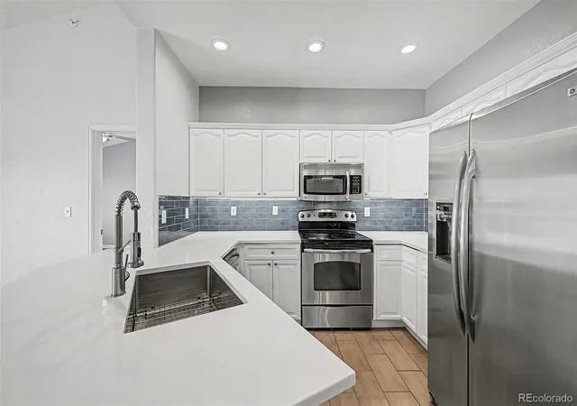 Photo 4 of Condo for sale at 7429 S Alkire St #306, Littleton, CO 80127 | MLS# 4761230 | Listing updated on 2026-09-15