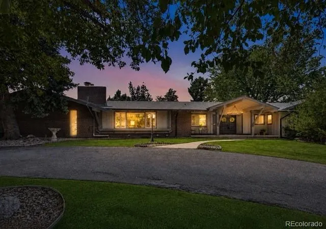 Photo 1 of Single family home for sale at 11 Meadowlark Ln, Littleton, CO 80123 | MLS# 8838352 | Listing updated on 2026-09-27