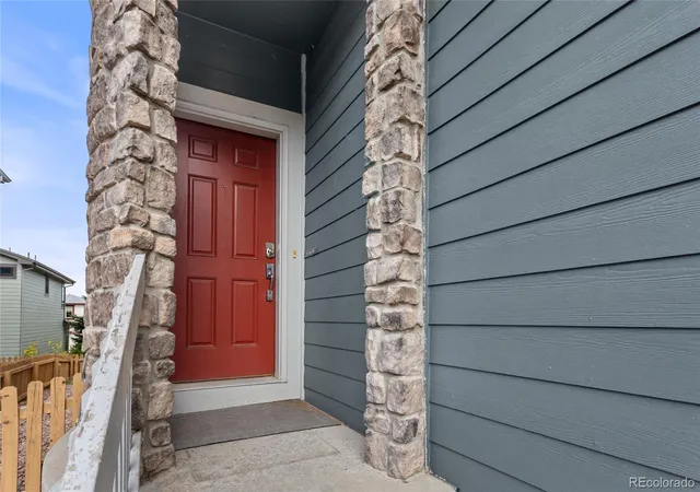 Photo 3 of Single family home for sale at 5460 Jaguar Way, Highlands Ranch, CO 80130 | MLS# 2825358 | Listing updated on 2026-10-08