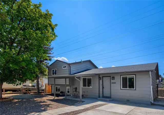 Photo 2 of Single family home for sale at 15562 E Bails Dr, Aurora, CO 80017 | MLS# 5766040 | Listing updated on 2026-09-22