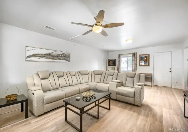 Photo 3 of Single family home for sale at 15562 E Bails Dr, Aurora, CO 80017 | MLS# 5766040 | Listing updated on 2026-09-22
