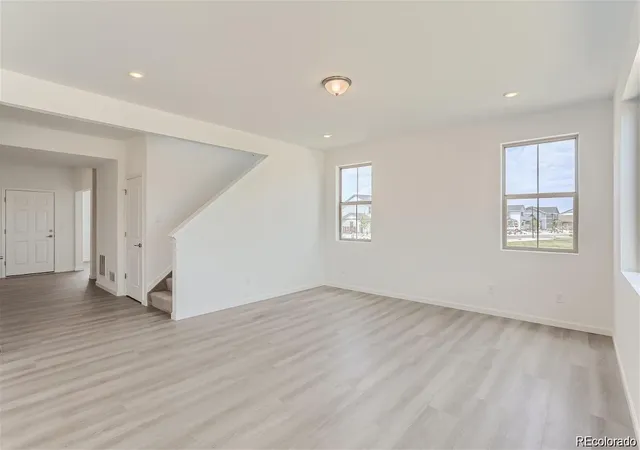 Photo 4 of Single family home for sale at 170 S Vandriver Way, Aurora, CO 80018 | MLS# 2308656 | Listing updated on 2026-09-12