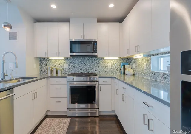 Photo 3 of Townhouse for sale at 1573 Grove St #3, Denver, CO 80204 | MLS# 3270424 | Listing updated on 2026-10-05