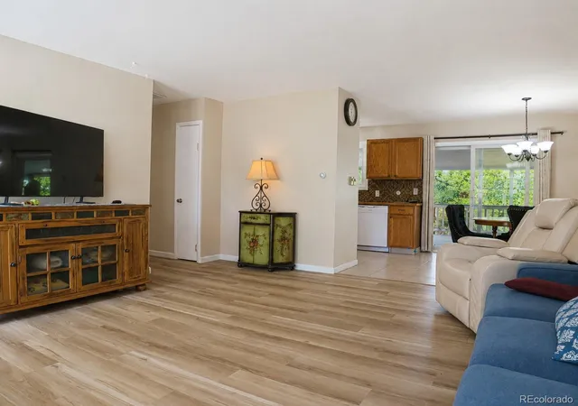 Photo 3 of Single family home for sale at 697 S Worchester St, Aurora, CO 80012 | MLS# 5080881 | Listing updated on 2026-09-15