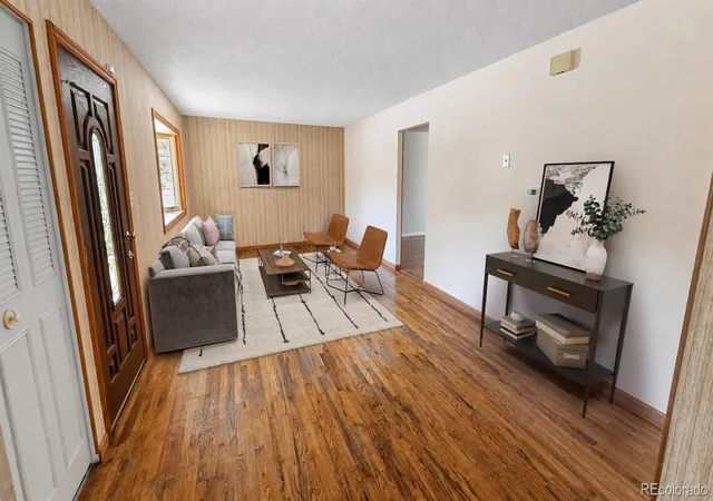 Photo 4 of Sale Pending at 818 Cardinal St, Colorado Springs, CO 80911 | MLS# 6201528 | Listing updated on 2026-09-11